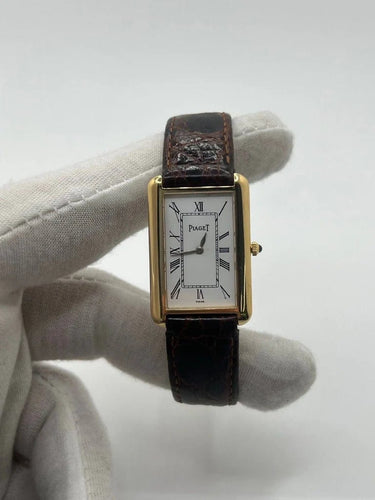 Montre Piaget Tank Allongée - Montre en or jaune 18K réf. 9228 58 Facettes