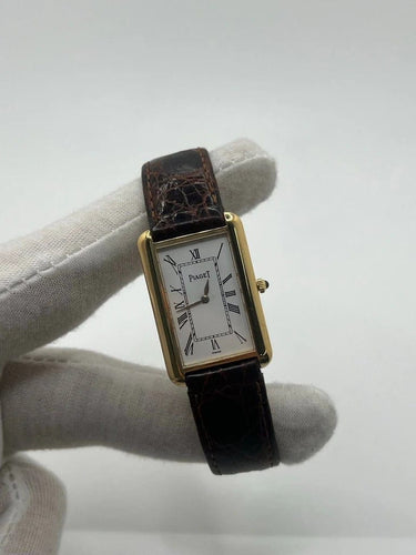 Montre Piaget Tank Allongée - Montre en or jaune 18K réf. 9228 58 Facettes