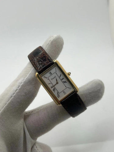 Montre Piaget Tank Allongée - Montre en or jaune 18K réf. 9228 58 Facettes