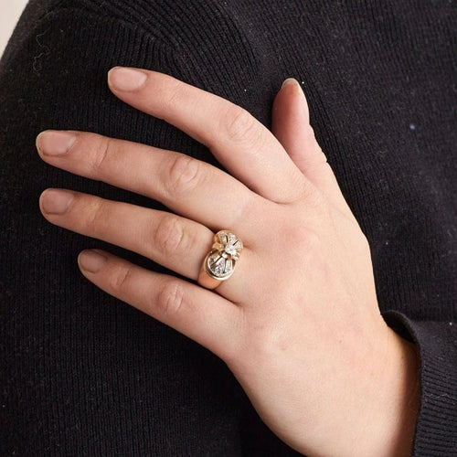 Bague 51 Bague nœud en or jaune 18K et diamants 58 Facettes