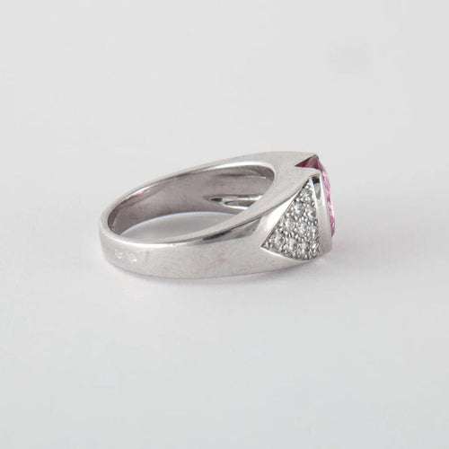 Bague 53 Bague en or gris 18K avec saphir rose et diamants 58 Facettes