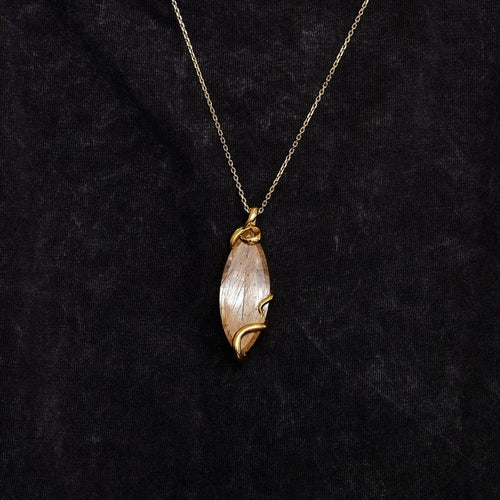 Pendentif Pendentif en or jaune 18k avec quartz rutile d’Arkansas 58 Facettes 2.152