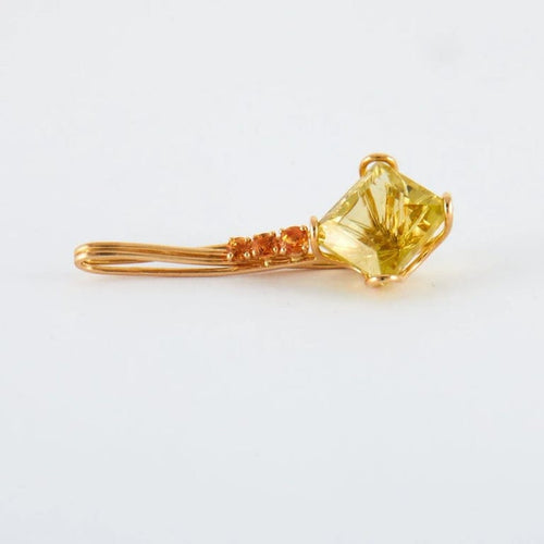 Pendentif Pendentif étoile éternelle en or jaune 18K, quartz lemon et grenats 58 Facettes 2.622