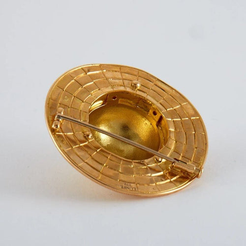 Broche Broche chapeau en or jaune 18K et perles 58 Facettes 2.171