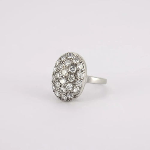 Bague 55 Bague ovale pavée de diamants en or gris 18K 58 Facettes