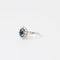 Bague 47 Bague marguerite en or gris 18k avec saphir ovale et diamants 58 Facettes 1