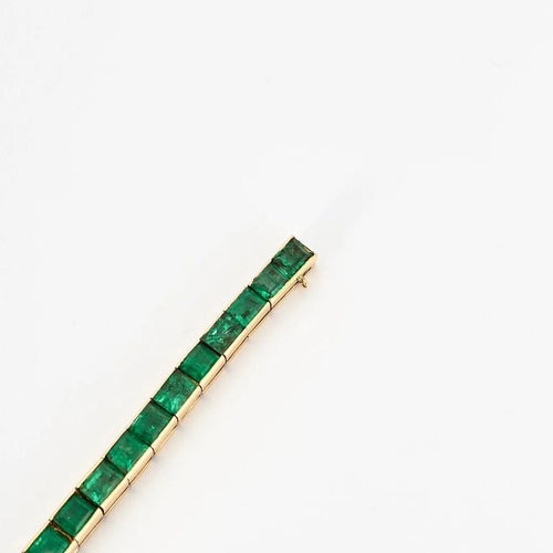 Bracelet Bracelet ligne en or jaune 18k serti d’émeraudes 58 Facettes M8861