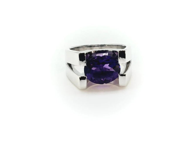 Bague 54 Bague de créateur en or blanc 18k avec améthyste 58 Facettes M9242