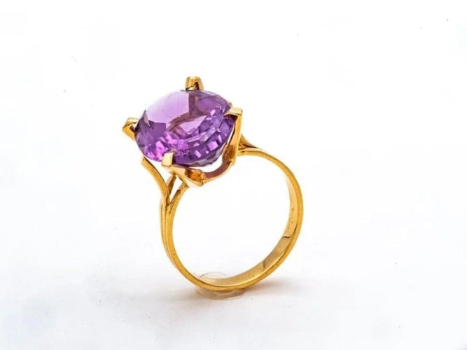 Bague 53 Bague fantaisie en or jaune 18 carats à améthyste ovale 58 Facettes