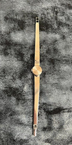 Montre UTI - Montre femme vintage en or blanc 18 carats 58 Facettes