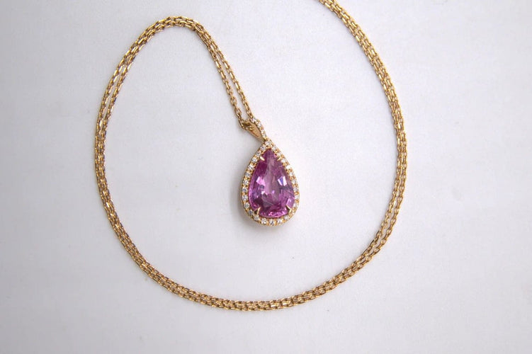 Pendentif Pendentif en or rose 18 carats avec saphir rose et diamants 58 Facettes 351137
