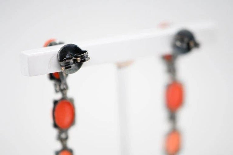 Boucles d'oreilles Boucles d'oreilles en or noir 18 carats, corail et diamants 58 Facettes