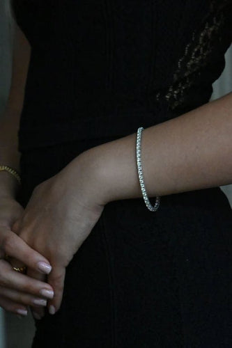 Bracelet Bracelet tennis en or blanc 18 carats et diamants 58 Facettes