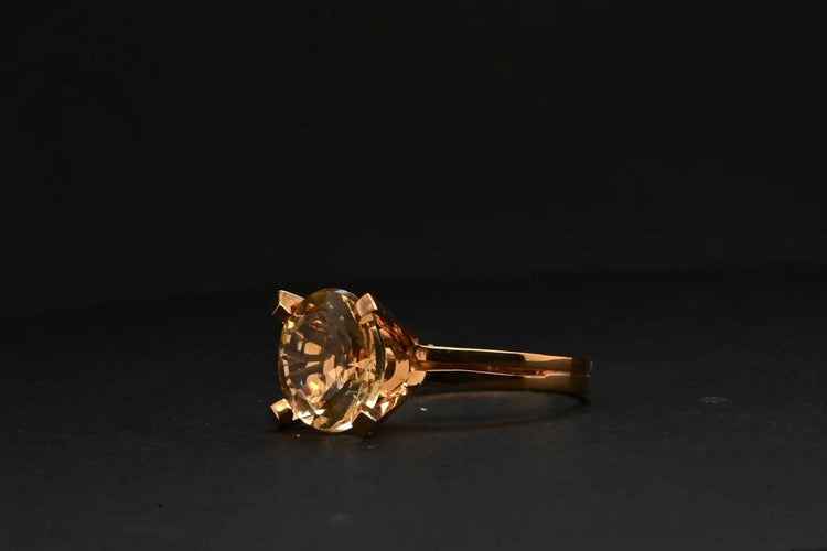 Bague 51 Bague en or 750 ornée d'une citrine 58 Facettes
