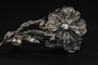 Broche F. Hardy - Broche fleur en or blanc 18 carats et diamants 58 Facettes