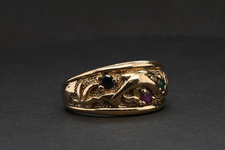 Bague 52 Bague en or jaune 750 sertie de rubis, saphir et émeraude 58 Facettes