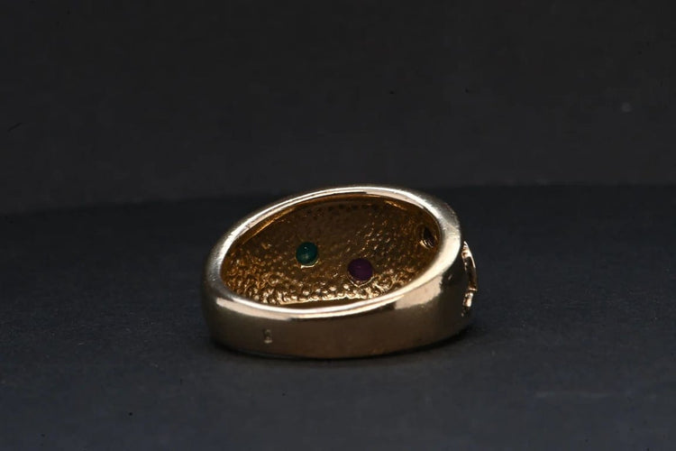 Bague 52 Bague en or jaune 750 sertie de rubis, saphir et émeraude 58 Facettes