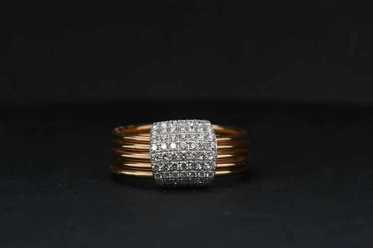 Bague 52 Bague en or rose 18 carats à diamants taille brillant 58 Facettes