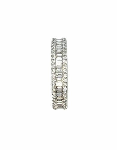 Bague 53.8 Alliance en or blanc 18 carats et diamants 58 Facettes