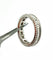 Bague 53.8 Alliance en or blanc 18 carats et diamants 58 Facettes