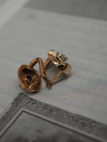 Boucles d'oreilles Boucles d’oreilles rétro en or jaune et blanc 18 carats diamants 58 Facettes