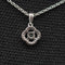 Pendentif Pendentif trèfle en or blanc 18 carats avec émeraude et diamants 58 Facettes