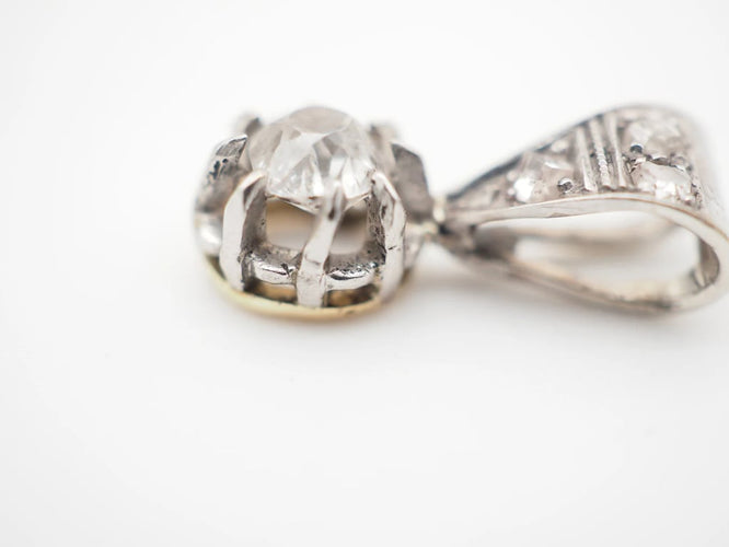 c2e5ab8f-b355-443e-d918-9052530fe300