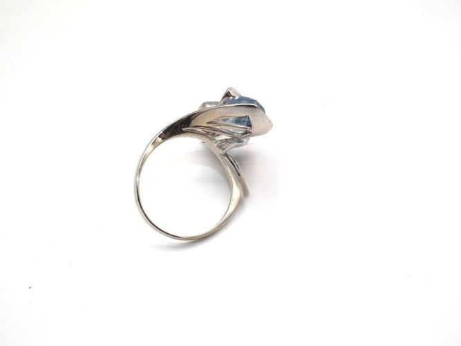 Bague 56 Bague en or blanc 750 millièmes à l’aigue-marine 58 Facettes
