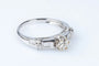 Bague 54 Bague diamant en or blanc 18 carats 58 Facettes 111.17357-12