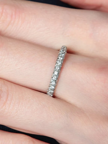 eac874b5-3bef-49b6-7645-605708891800