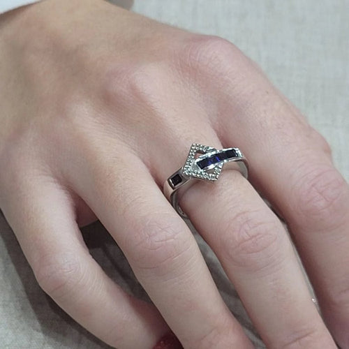 547e3f2c-9b32-4e7b-d201-c715f77a1e00