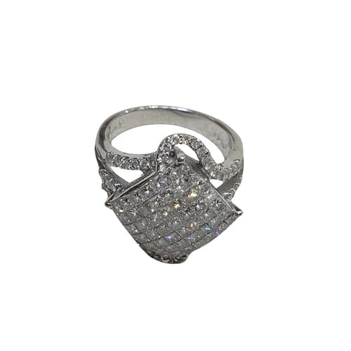 540e3338-c533-498f-db16-847411dee900