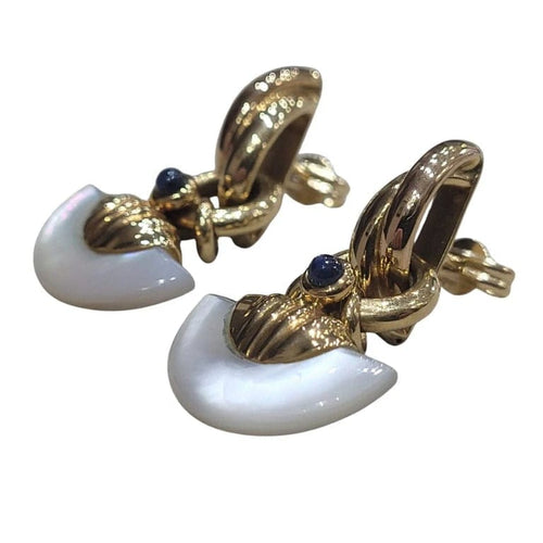 Boucles d'oreilles Boucles d'oreilles en nacre et saphirs bleus en or 18 carats 58 Facettes PE185