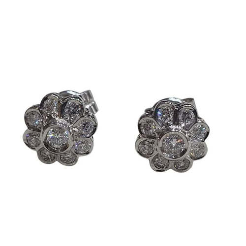 Boucles d'oreilles Boucles d’oreilles en or blanc 18 carats et diamants 58 Facettes PE70