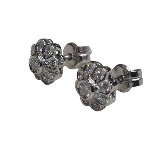 Boucles d'oreilles Boucles d’oreilles en or blanc 18 carats et diamants 58 Facettes PE70