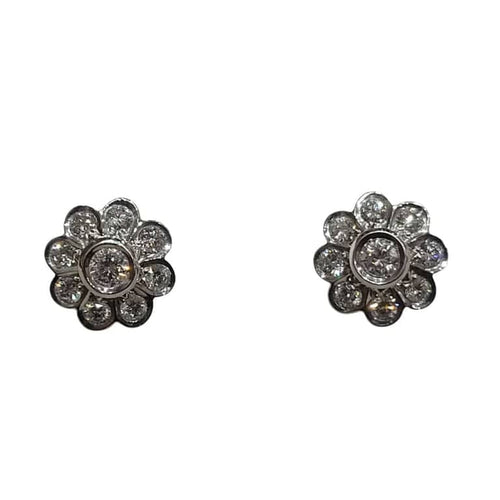 Boucles d'oreilles Boucles d’oreilles en or blanc 18 carats et diamants 58 Facettes PE70