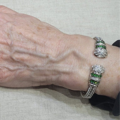 Bracelet Bracelet en or blanc 18 carats, tsavorites et diamants taille brillant 58 Facettes P76