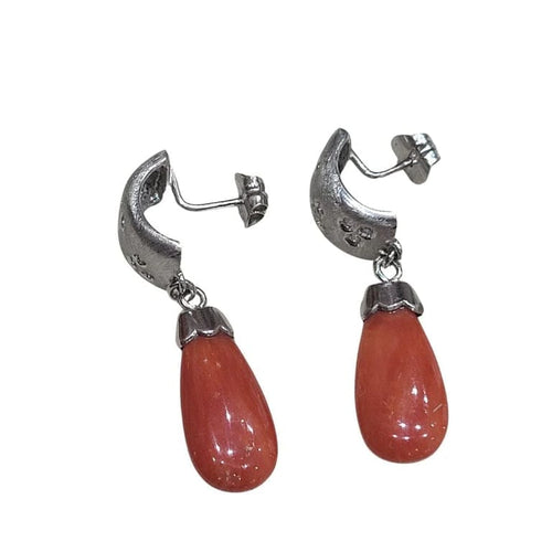 Boucles d'oreilles Boucles d'oreilles en or blanc 18 carats, corail et diamants 58 Facettes T115