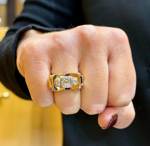 Bague 54 Bague Tank ancienne en or jaune et diamants 58 Facettes