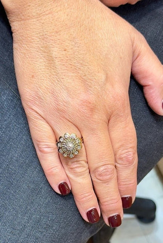 Bague 54 Bague marguerite ancienne en or et diamants naturels 58 Facettes