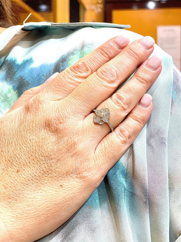 041a33a4-af50-4fc1-a79d-4f856adcdc00