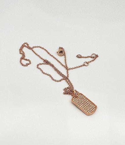 Collier Chaîne et pendentif plaque GI en or rose 18 carats et diamants 58 Facettes