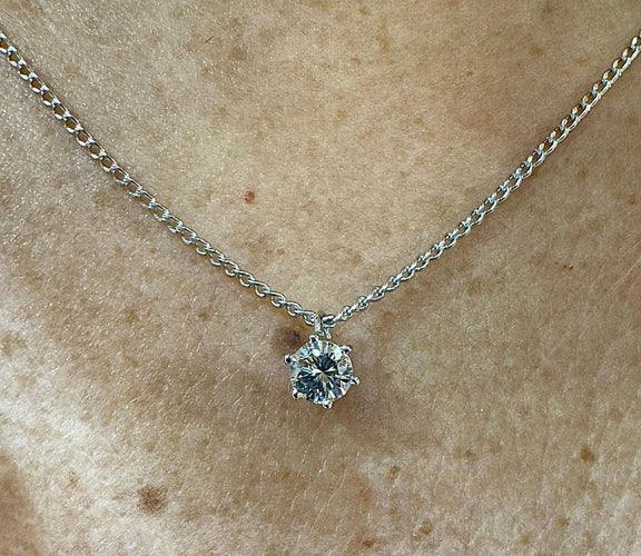 Collier Collier vintage solitaire en diamant taille brillant 58 Facettes