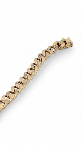 933f75aa-a9a1-4106-ca22-4b34fdb4cb00