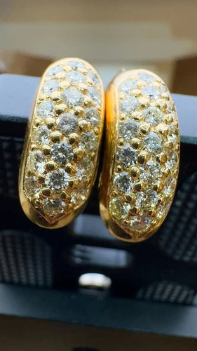 Boucles d'oreilles Boucles d’oreilles pendantes en or jaune 18 carats et diamants 58 Facettes