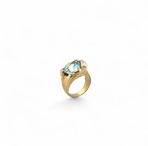 Bague 52 Bague en or jaune 18 carats avec topaze bleue triangulaire 58 Facettes