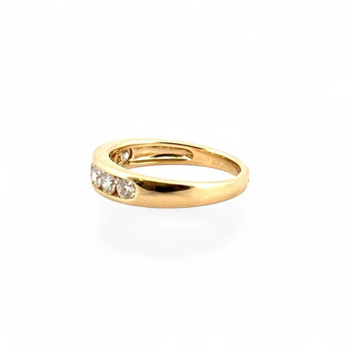 Bague 55 Demi-alliance - Bague en or jaune 18 carats et diamants 58 Facettes