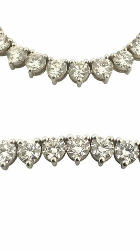 Collier Collier rivière 3 griffes en or blanc 18 carats et diamants naturels 58 Facettes