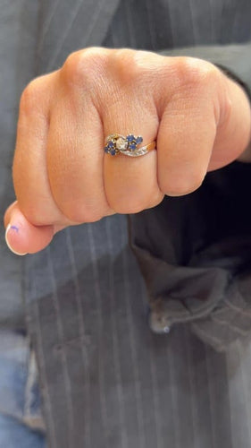 Bague 51 Bague ancienne en or jaune et platine, saphirs et diamants 58 Facettes