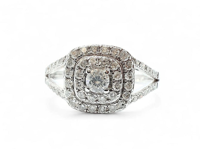 Bague 56 Bague en or blanc 18 carats sertie de diamants 58 Facettes